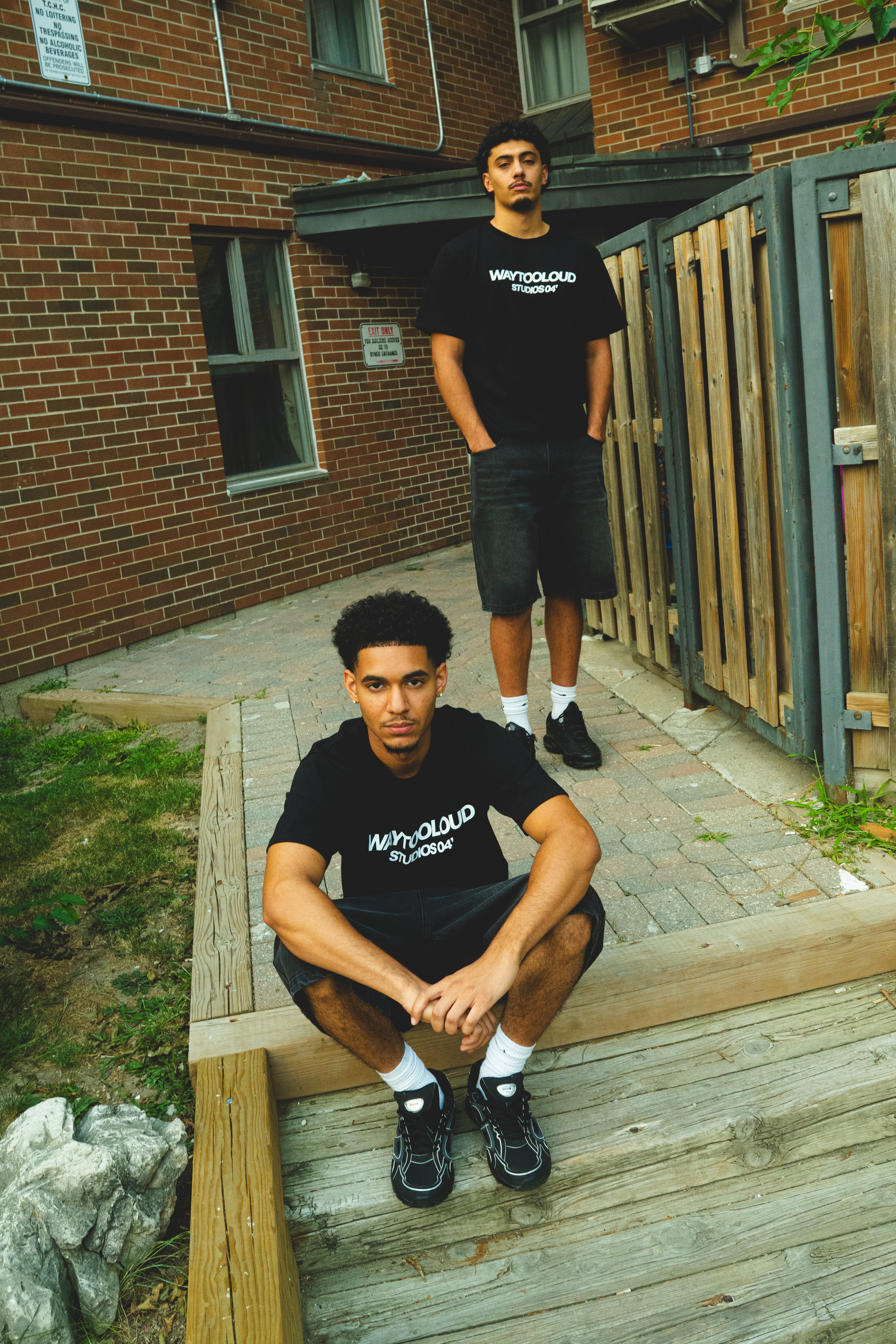 "WAYTOOLOUD" T-SHIRT