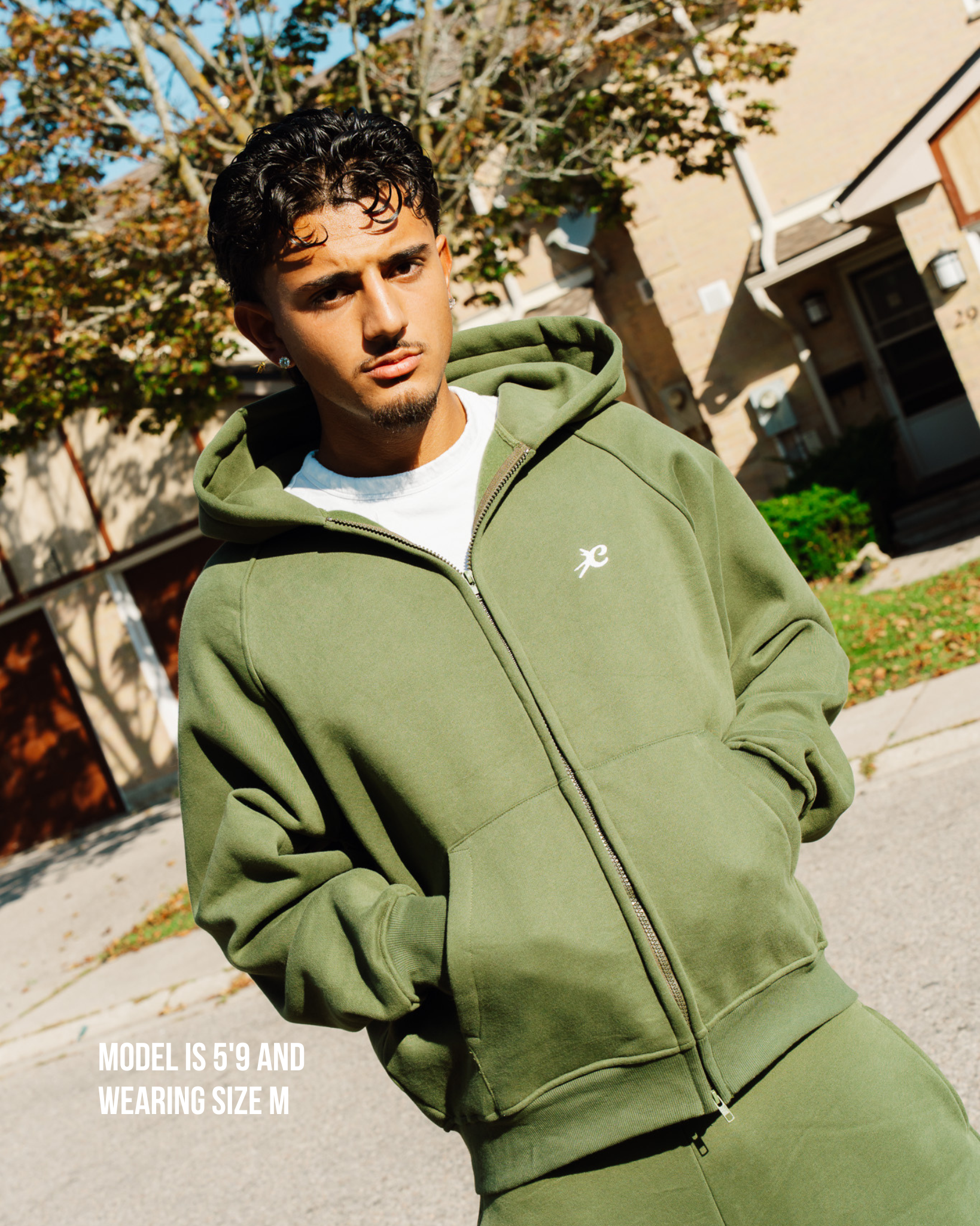 OLIVE BASICS ZIP-UP