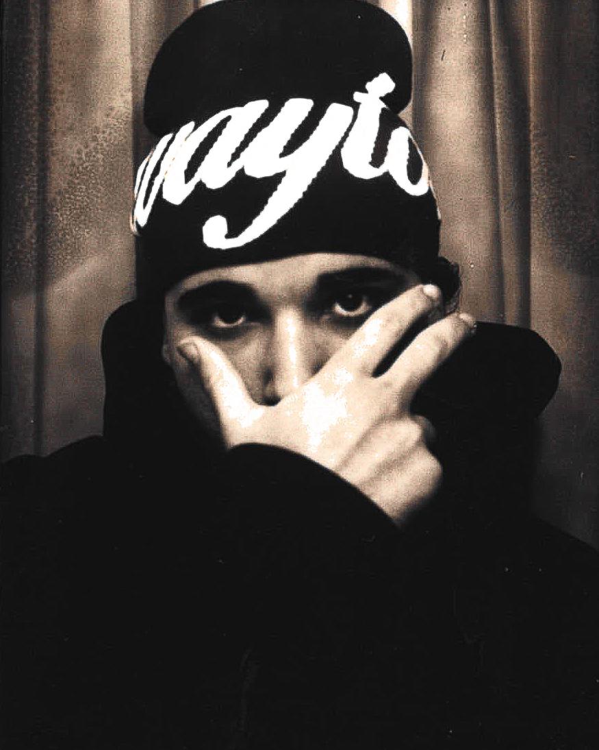 "WAYTOOLOUD" BEANIE